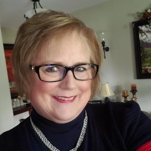 Meet your Posher, Denise